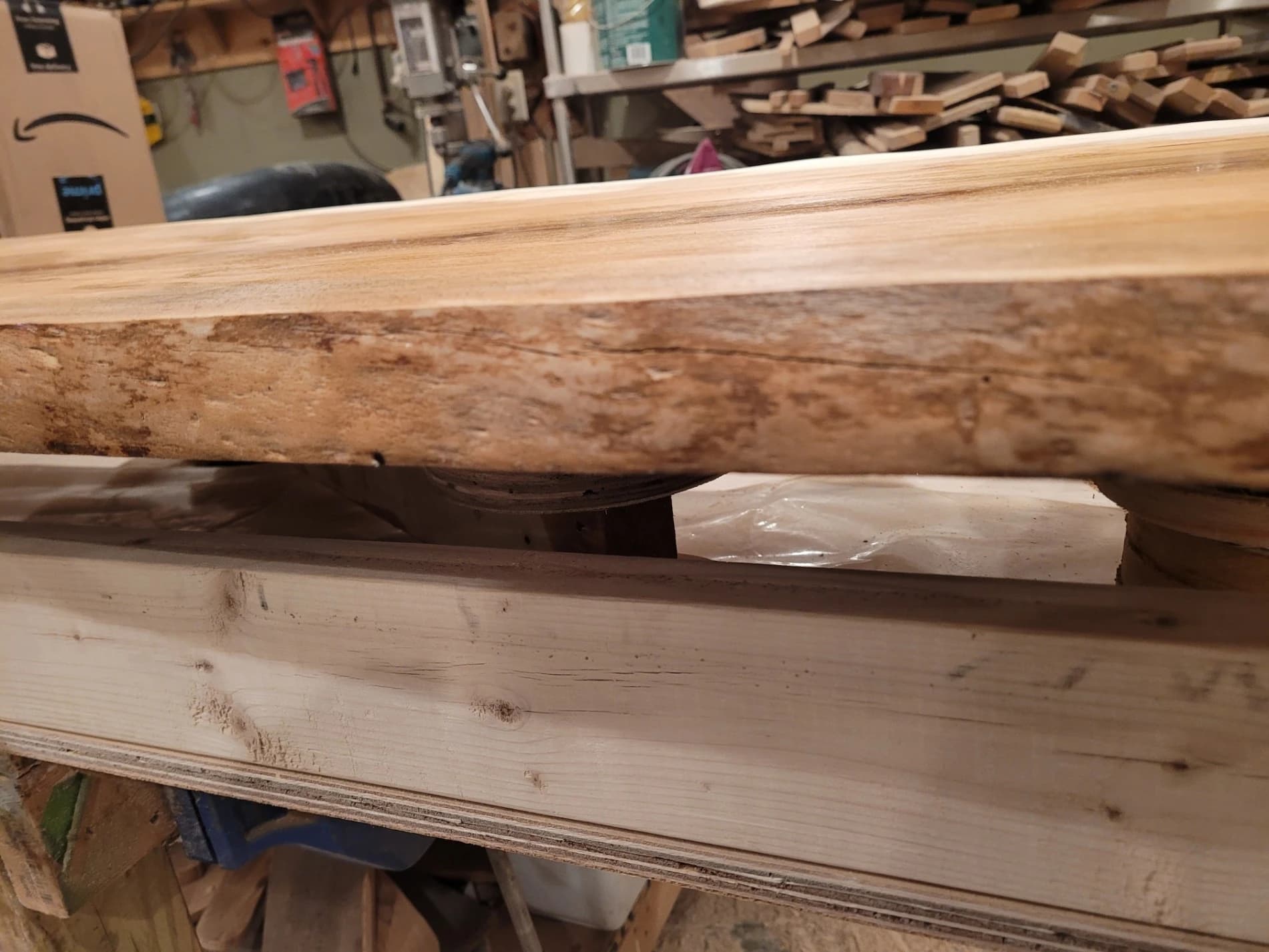 Transforming a slab of wood into a centerpiece for your home balances rugged
craftsmanship with refined artistry.
Evergreen Cottage Creations invites you to experience the magic of woodwork
skills and dedication to quality.